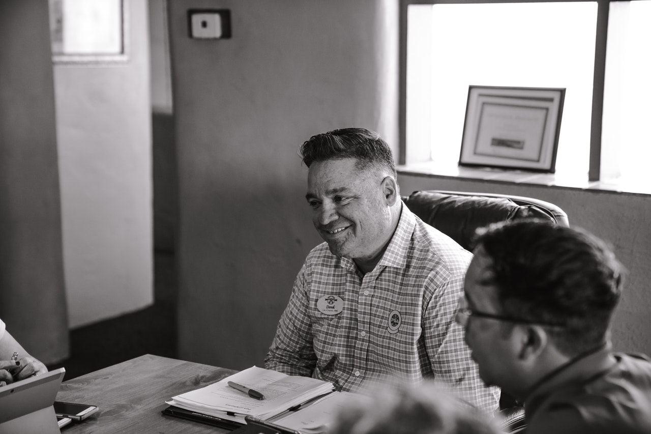 4 Tips to Becoming A Strong Sales Leader